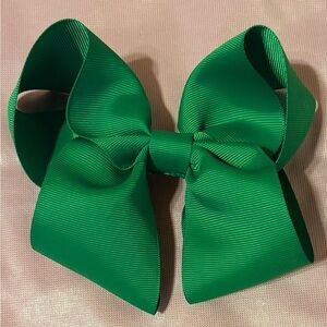 Vibrant Green 4.5” Hair Bow